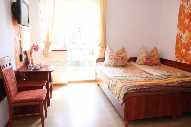 Diament Bed & Breakfast Rewal Bagian luar foto