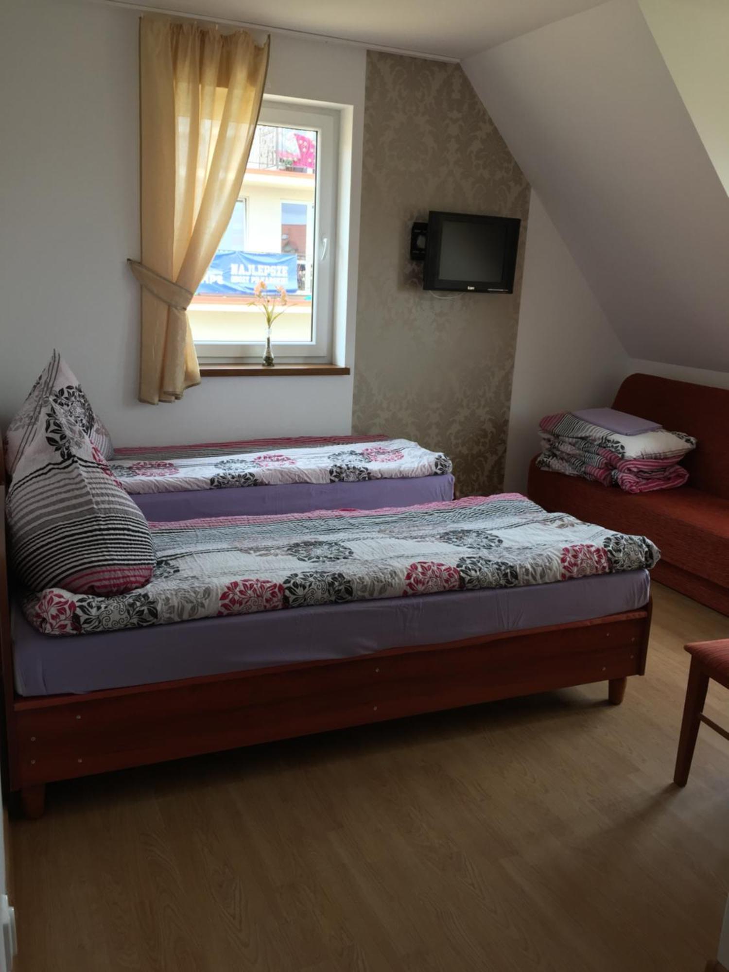 Diament Bed & Breakfast Rewal Bagian luar foto